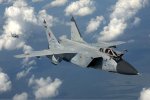 800px-Russian_Air_Force_MiG-31_inflight_Pichugin.jpg